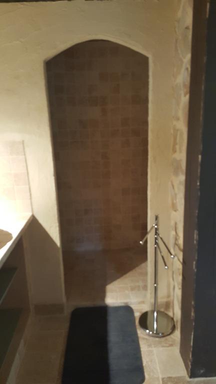 Le Donjon Des Combes Et Son Spa Fayence Room photo