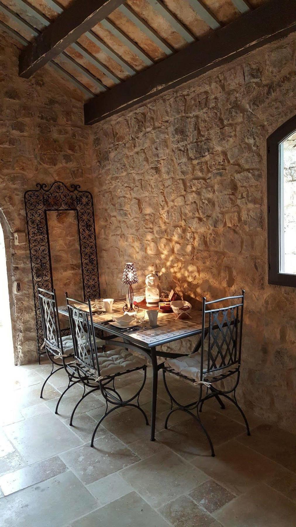Le Donjon Des Combes Et Son Spa Fayence Exterior photo